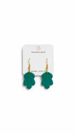 Beautiful green earring